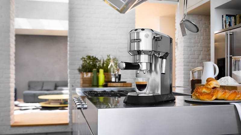 Чем кофеварка отличается от кофемашины - основные различия и преимущества-недостатки устройств