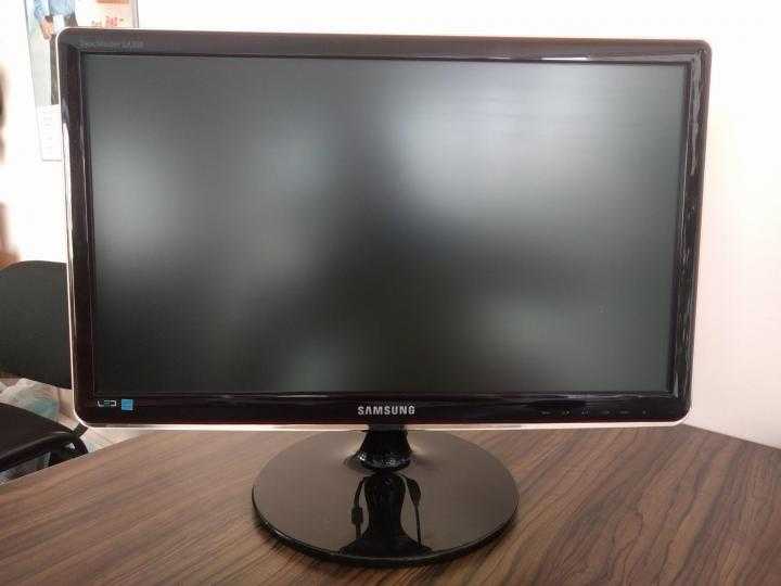 Samsung s23c570h (черный)