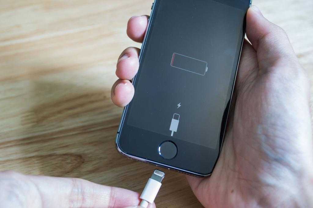 Как заряжать телефон правильно, чтобы не испортить батарею: мифы и актуальные в 2020 году советы